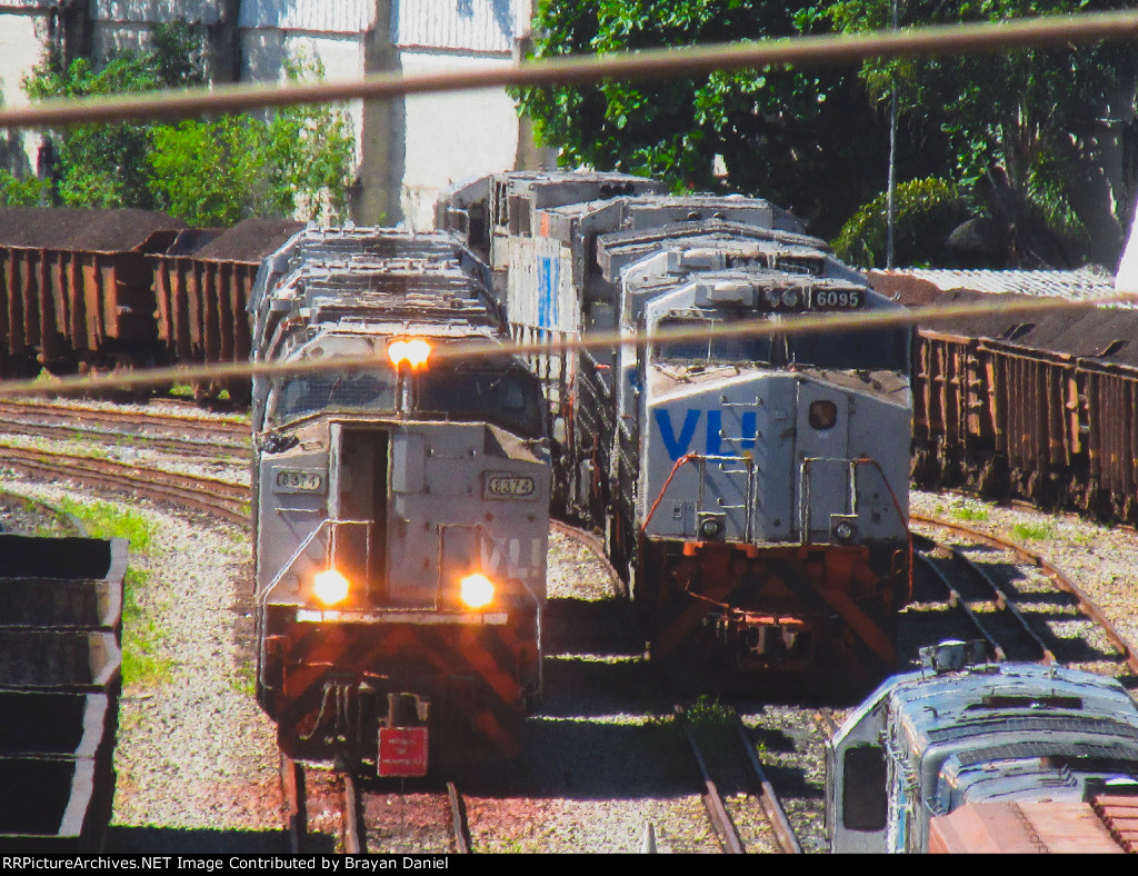 VLI 8374